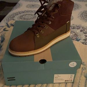 Tom’s Mesa waterproof boots